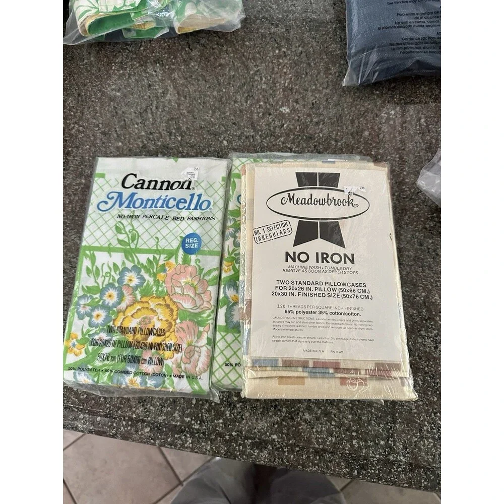 Vintage Cannon Monticello Percale  Fitted Bed Sheet (2) Sets Floral Dead Stock.
